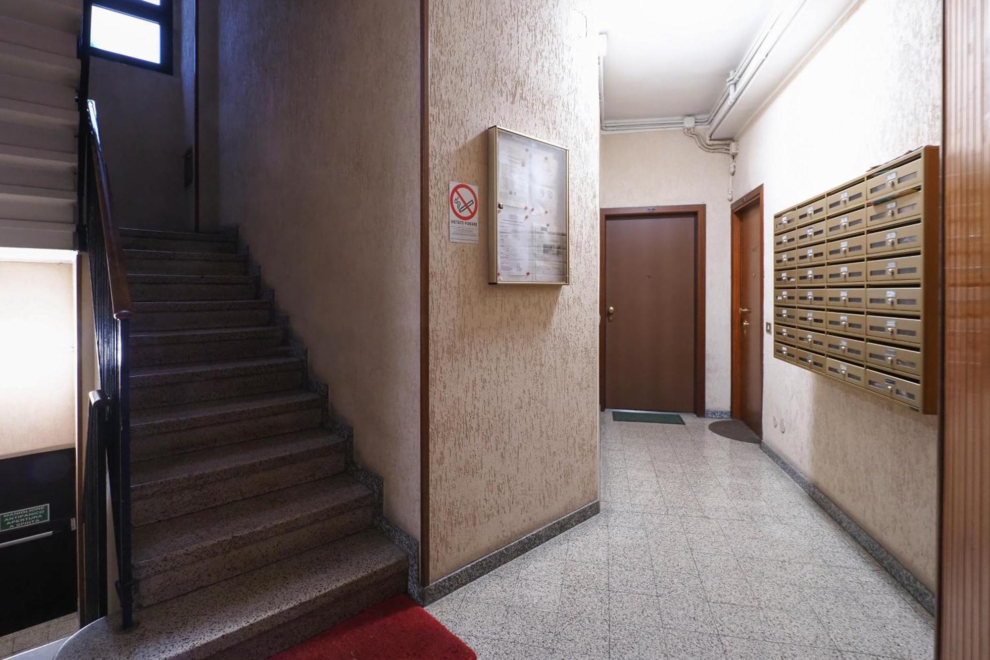 Primopiano - Tofane Apartman Milánó Kültér fotó